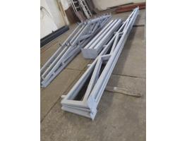 Csarnokváz, csarnok, garázs, gépszín, géptároló, fémszerkezet