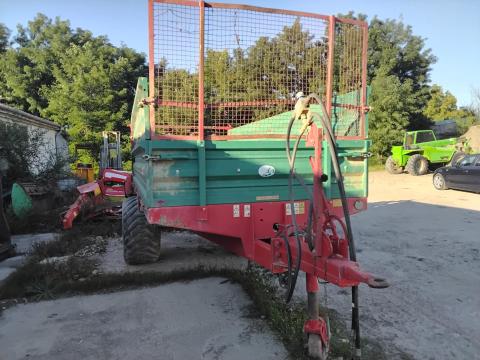 Kirchner 7tonnás trágyaszóró