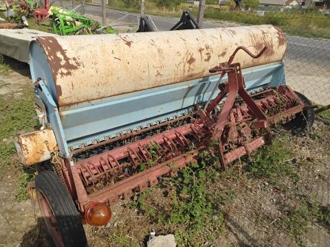 Isaria 3méteres csávázós vetögép