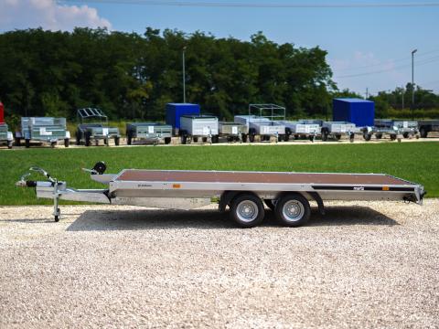 Új autószállító utánfutó (4x2m - 2700kg) most 1.999.000 Ft helyett 1.869.000 Ft