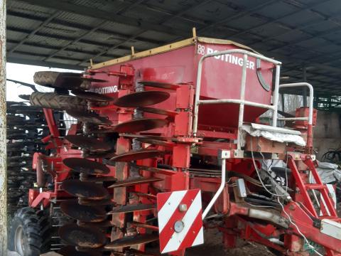 Pöttinger Terrasem 4000T vetőgép eladó Pöttinger Terrasem 4000T vetőgép eladó