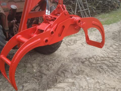 Erdészeti rönkfogó/rönkvonszoló kanál eladó