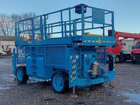 Genie GS4390 - 15, 11m, diesel, 4x4 Genie GS4390 - 15, 11m, diesel, 4x4