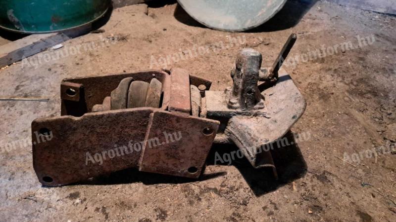 Eladó mtz fix vonó