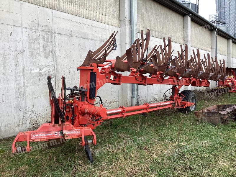 Gregoire Besson 7 fejes eke