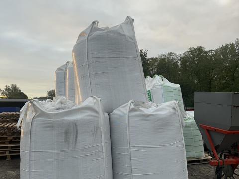Granulált baromfitrágya 1000kg bigbag Granulált baromfitrágya 1000kg bigbag