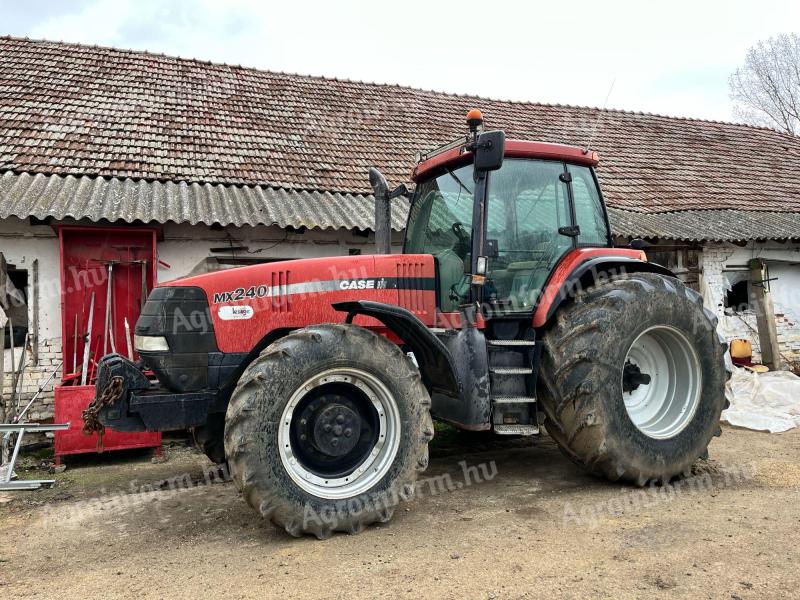 CASE IH MX 240