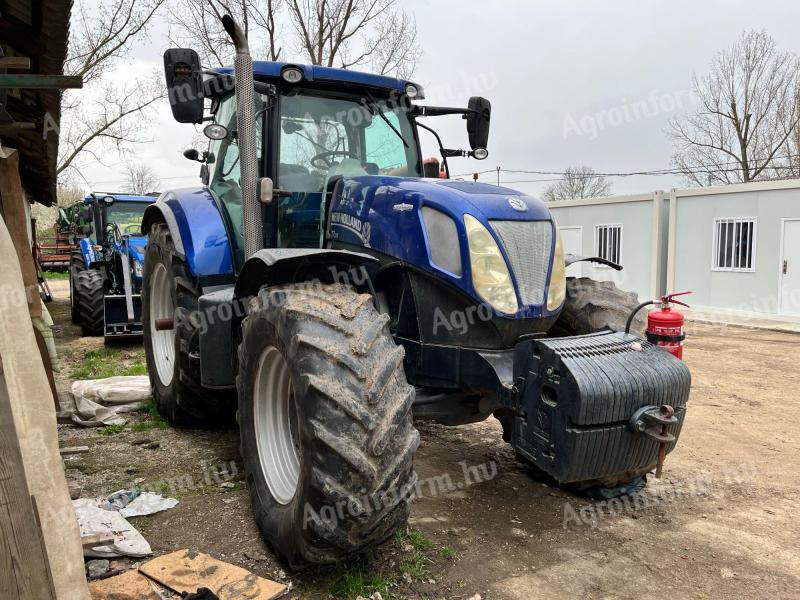 NEW HOLLAND T7.220