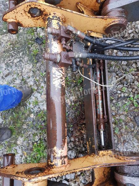 Gyorscserélő homlokrakodóra