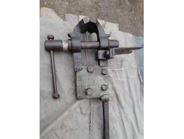 100 mm-es kovácssatu eladó