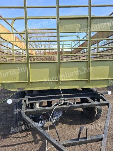 Állatszállító pótkocsi eladó