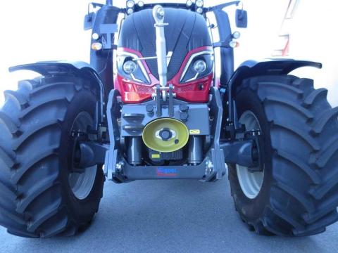 Front hidraulika és TLT Valtra gépekhez Front hidraulika és TLT Valtra gépekhez