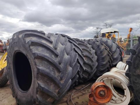 900/60 R38-as Michelin gumik 900/60 R38-as Michelin gumik