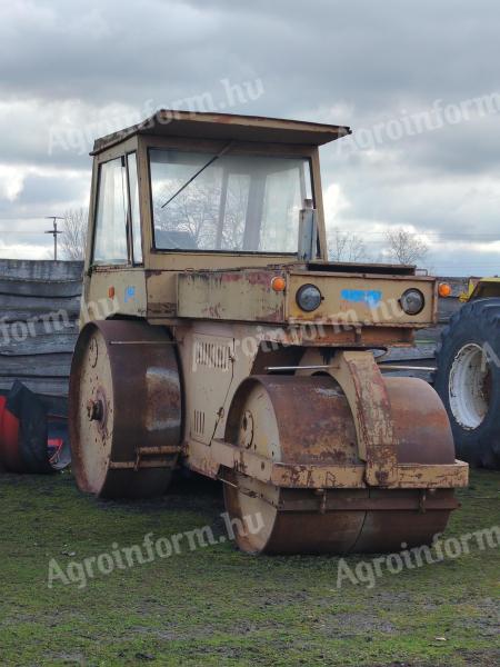 Úthenger üzemképes állapotban eladó