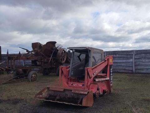 Gehl SL 4610 bontott állapotban Gehl SL 4610 bontott állapotban