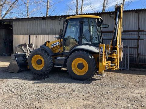 JCB 4cx kombirakodó JCB 4cx kombirakodó