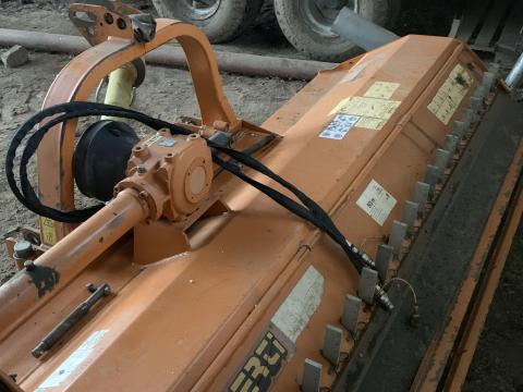 Berti TFB Y szárzúzó eladó jó állapotban Berti TFB Y szárzúzó eladó jó állapotban