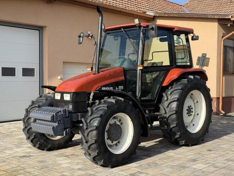 New Holland L85 DT traktor