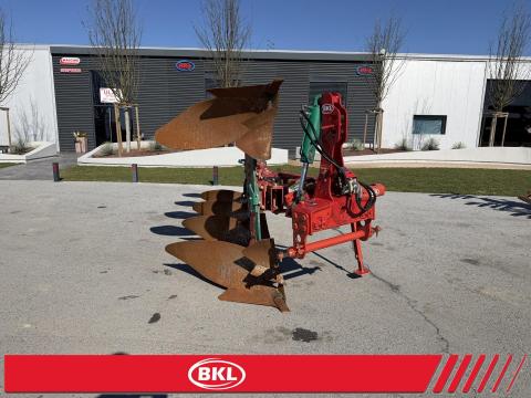 Kverneland 100 200 19HD - használt eke