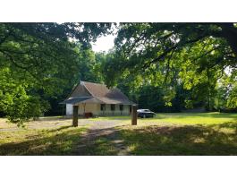 50-100 éves tölgyfás 80.000 m2