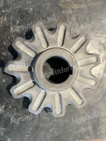 CLAAS magfelhordó lánckerék