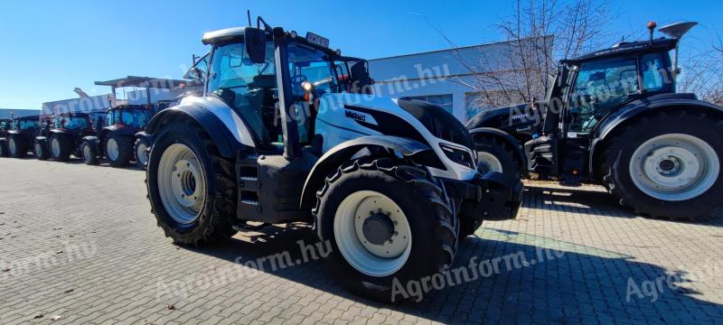 Valtra T144 Versu Trimble Autopilot