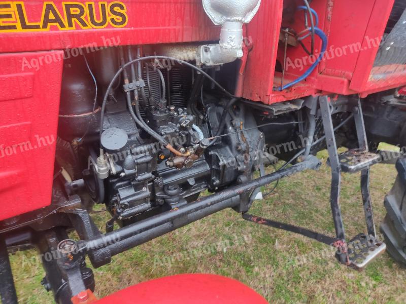 T25-s traktor eladó