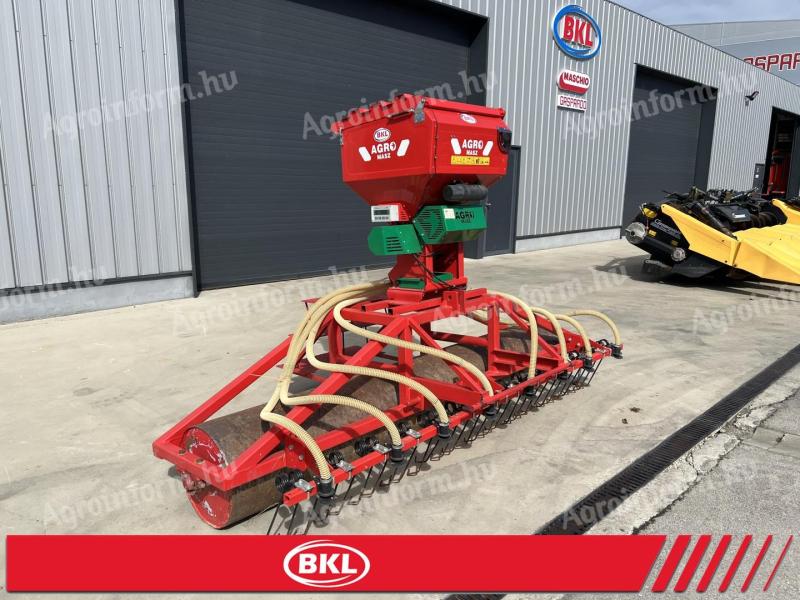 Agro- Masz SP200 - pneumatikus aprómag/ másodvető hengerrel - használt