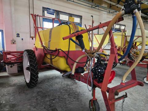 Gambetti Barre 2000/18 permetező NÖVÉNYVÉDELMI VIZSGÁVAL Gambetti Barre 2000/18 permetező NÖVÉNYVÉDELMI VIZSGÁVAL