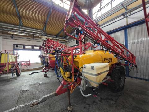 Forrás 2000/18 permetező NÖVÉNYVÉDELMI VIZSGÁVAL Forrás 2000/18 permetező NÖVÉNYVÉDELMI VIZSGÁVAL