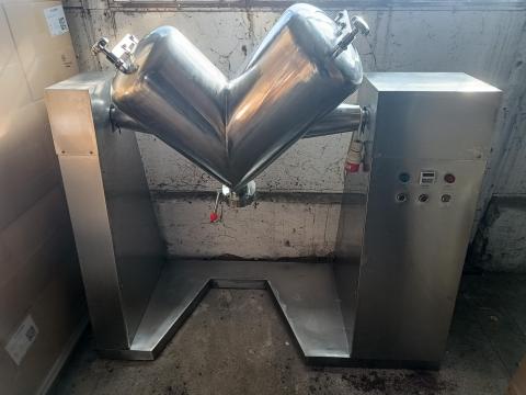 V por keverő V por keverő