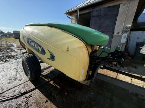 Caffini Trend Plus Reverse axiál permetező, 2000 liter Caffini Trend Plus Reverse axiál permetező, 2000 liter