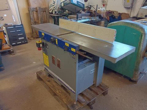 Bolgár gyártmányú 400-as kombinált gyalugép Bolgár gyártmányú 400-as kombinált gyalugép