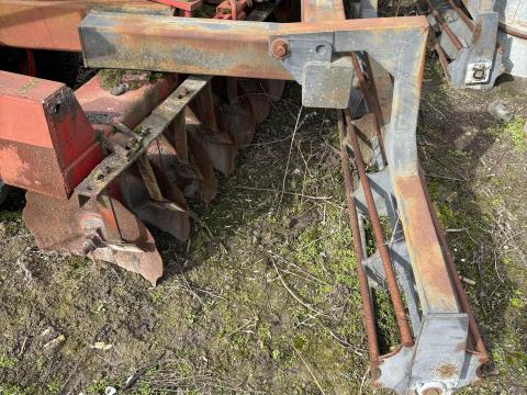 IH nehéztárcsa tömörítővel IH nehéztárcsa tömörítővel