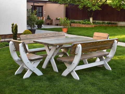 Stílusos, robusztus kerti garnitúra 8 személyre Stílusos, robusztus kerti garnitúra 8 személyre