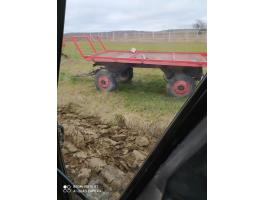 MBP pótkocsi eladó