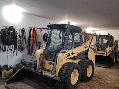 GEHL R165 2018-as évjáratú, új gumikkal GEHL R165 2018-as évjáratú, új gumikkal