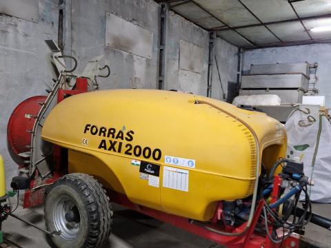 Forrás 2000 AXI VM permetezőgép eladó Forrás 2000 AXI VM permetezőgép eladó