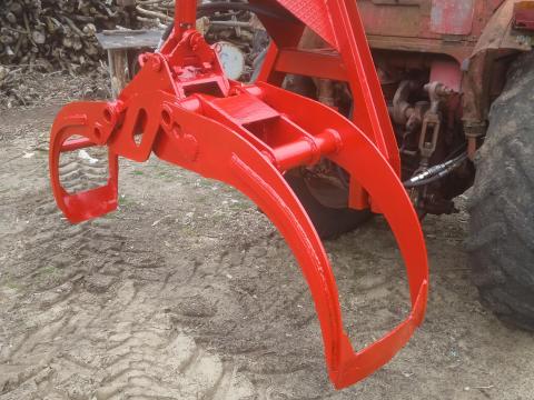 Erdészeti rönkfogó / rönkvonszoló kanál eladó Erdészeti rönkfogó / rönkvonszoló kanál eladó