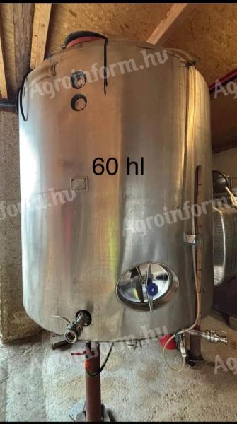 Dupla falú saválló tartály