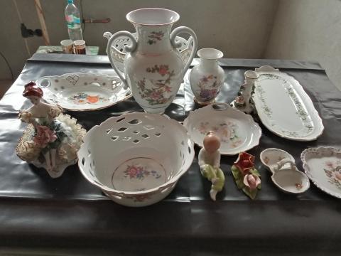 Hollóházi és egyéb porcelánok eladók Hollóházi és egyéb porcelánok eladók