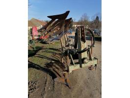 Vogel Noot 3 fejes váltvaforgató eke