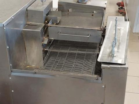 Csokimártó és bevonó gép eladó Csokimártó és bevonó gép eladó