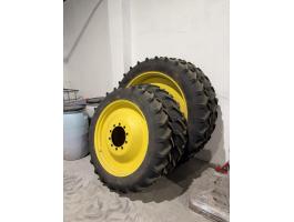 Művelőkerék / Ápolókerék John Deere 270/95R38 - 300/95R52