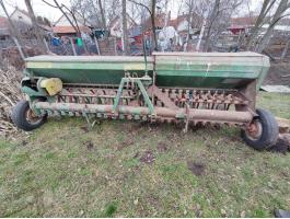 Gabona vetőgép, 26 soros csoroszlyás, MTZ Zetor