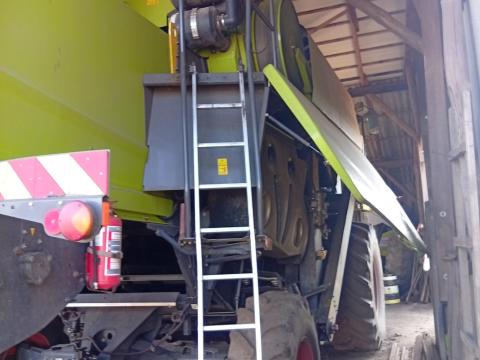 Claas Tucano 420 kombájn eladó Claas Tucano 420 kombájn eladó