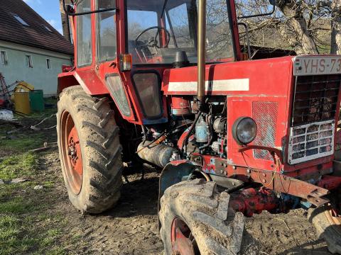 MTZ 82 traktor bálarakóval eladó MTZ 82 traktor bálarakóval eladó