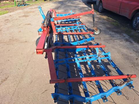 Hatzenbichler 5 m gyomfésű jó állapotban eladó Hatzenbichler 5 m gyomfésű jó állapotban eladó