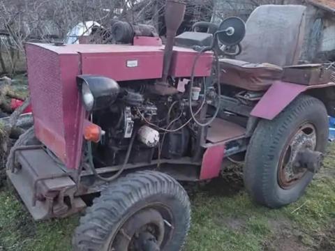 4x4 Perkins 3 hengeres dízelmotoros összkerekes traktor forgalomba helyezhető 4x4 Perkins 3 hengeres dízelmotoros összkerekes traktor forgalomba helyezhető