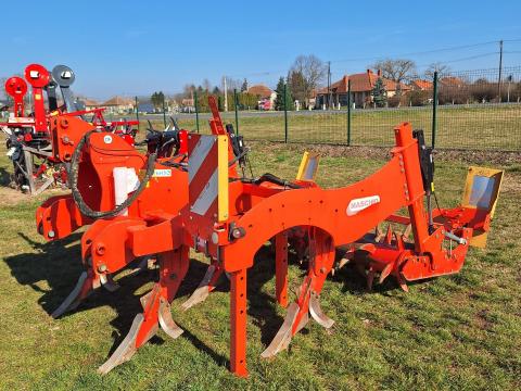 MASCHIO ATTILA 250, 5 késes talajlazító MASCHIO ATTILA 250, 5 késes talajlazító